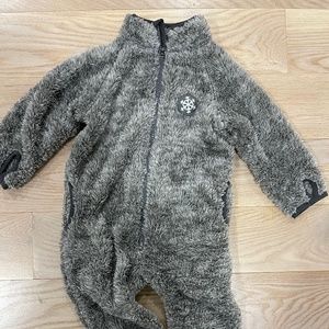 H&M Furry Bunting - size 12-18 months